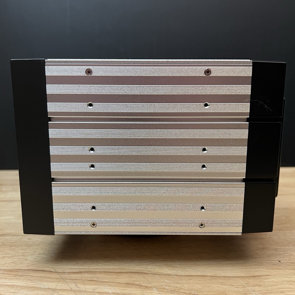 Addonics - Disk Array 4SA Storage Drive Cage