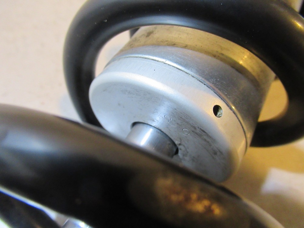 Husqvarna SMS 630 Shock Rear 2011