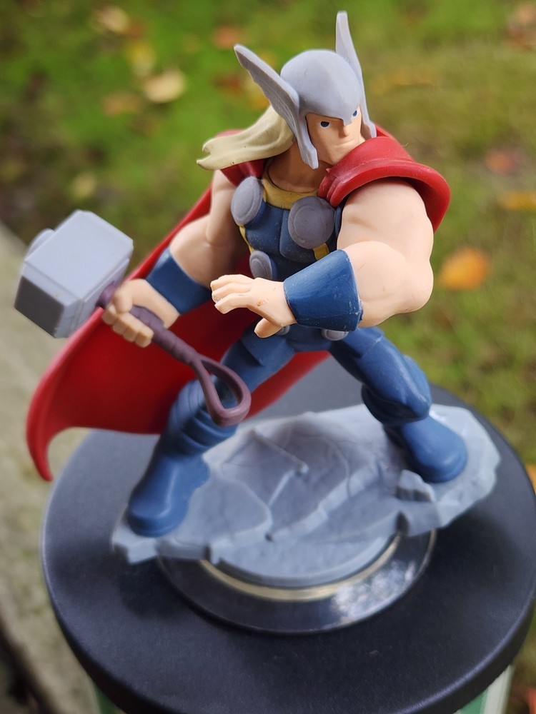 Disney Infinity 2.0 Edition Marvel Thor The Avengers Action Figure White Bottom
