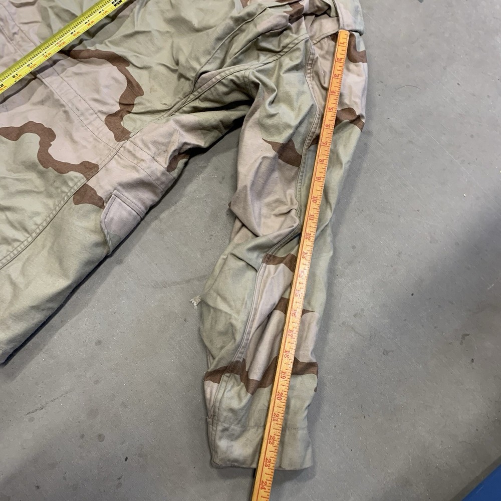 USGI Coat, Cold Weather, Field, Desert Camouflage Pattern, Size Small Long, EUC