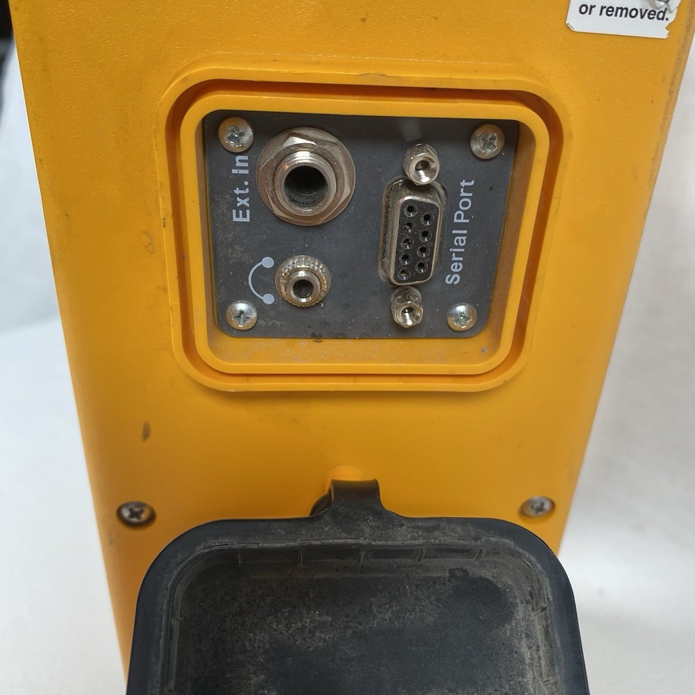 3M Dynatel 2573 Utility Locator and Transmitter