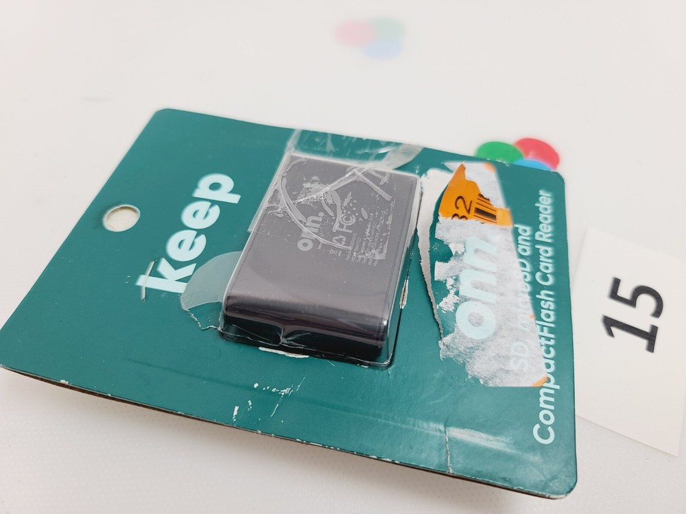 keep onn - SD, microSD and Compact Flash Card Reader - 100014070