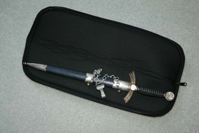 Custom 20" X 5" padded zipper case a perfect fit for most German Police Bayonets