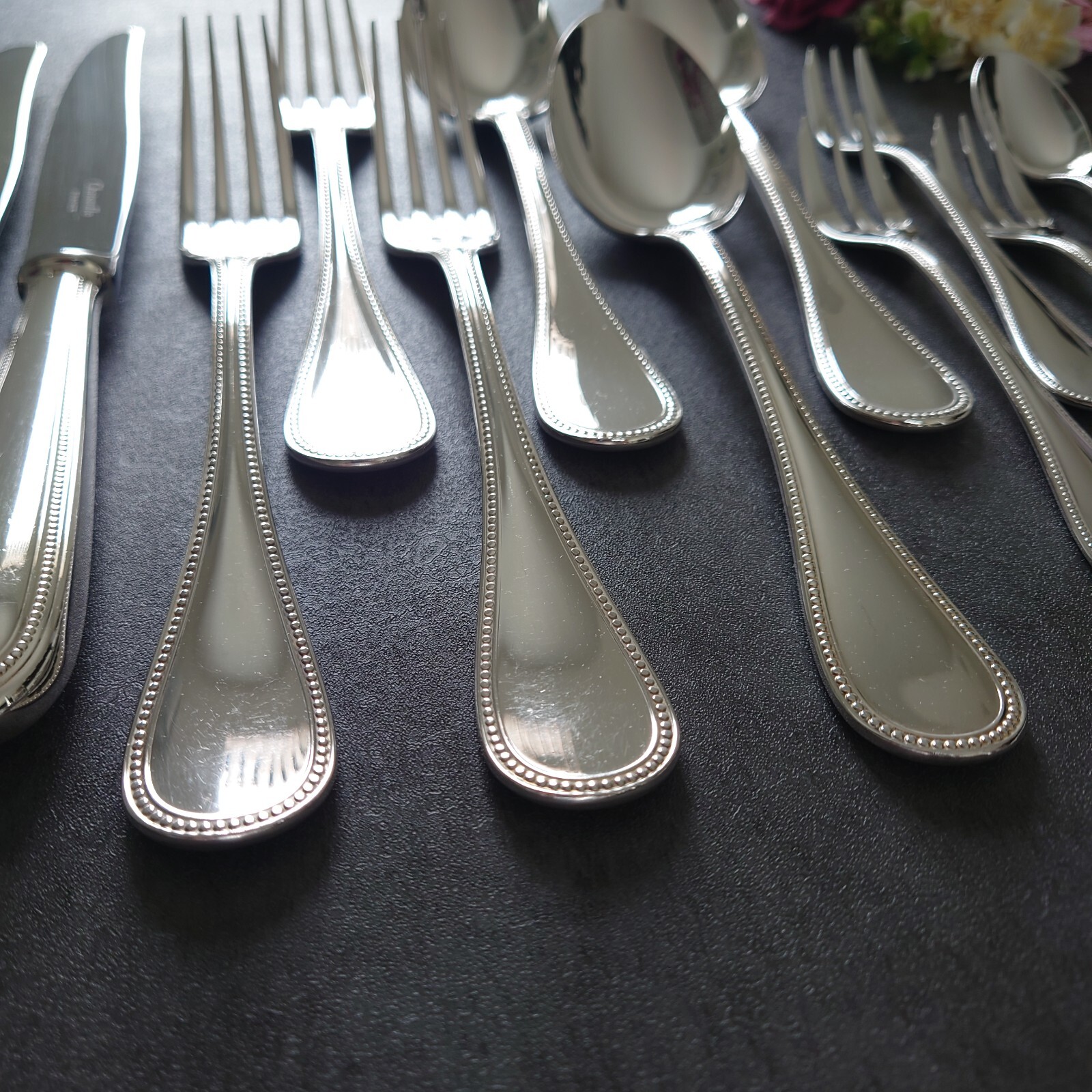 Christofle Perles 15pcs Silverplate Flatware Knife Fork Spoon Excellent