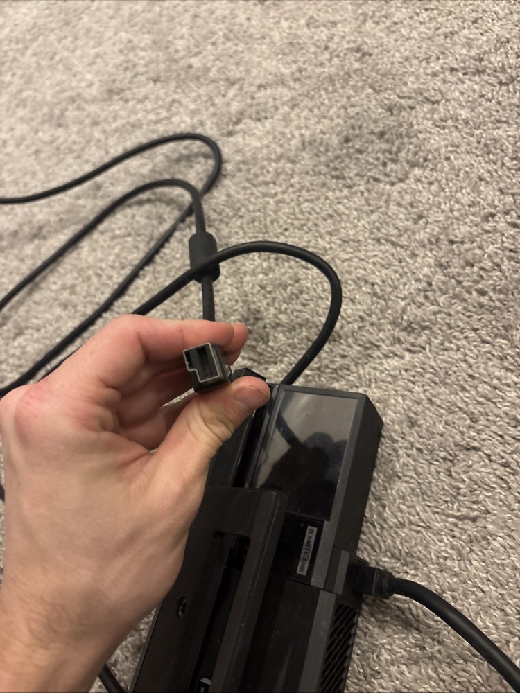 Microsoft XBOX One Kinect Sensor Bar Black Model 1520 Working With Cord