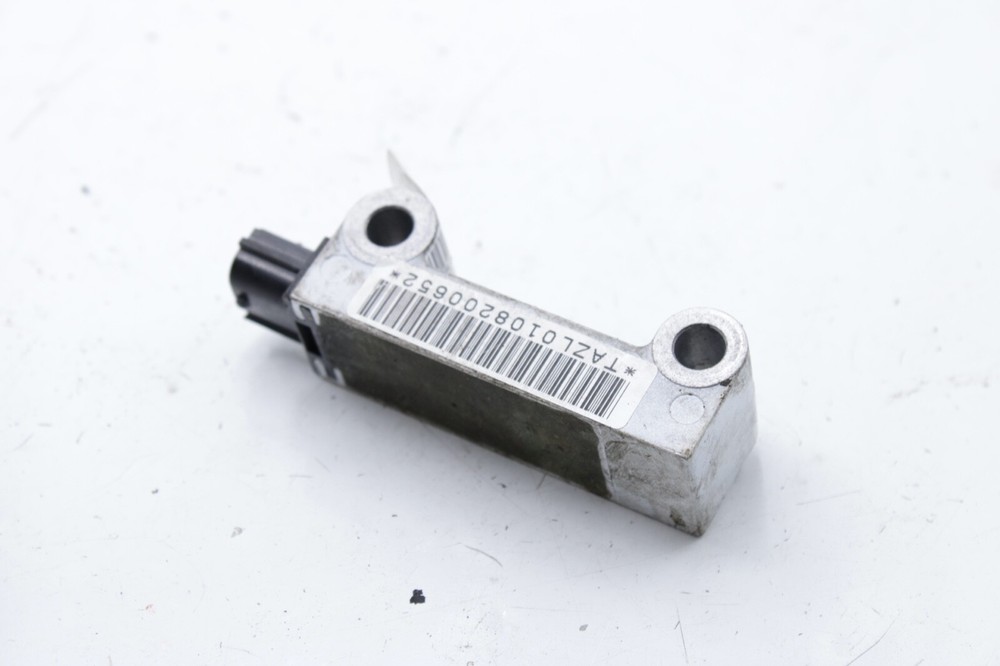 2009-2012 Nissan Pathfinder side crash sensor oem e18