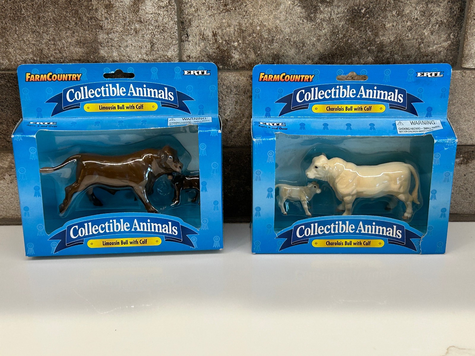 Vintage Ertl Farm Country Limousin Bull & Calf/ Charolais Bull with Calf NIB