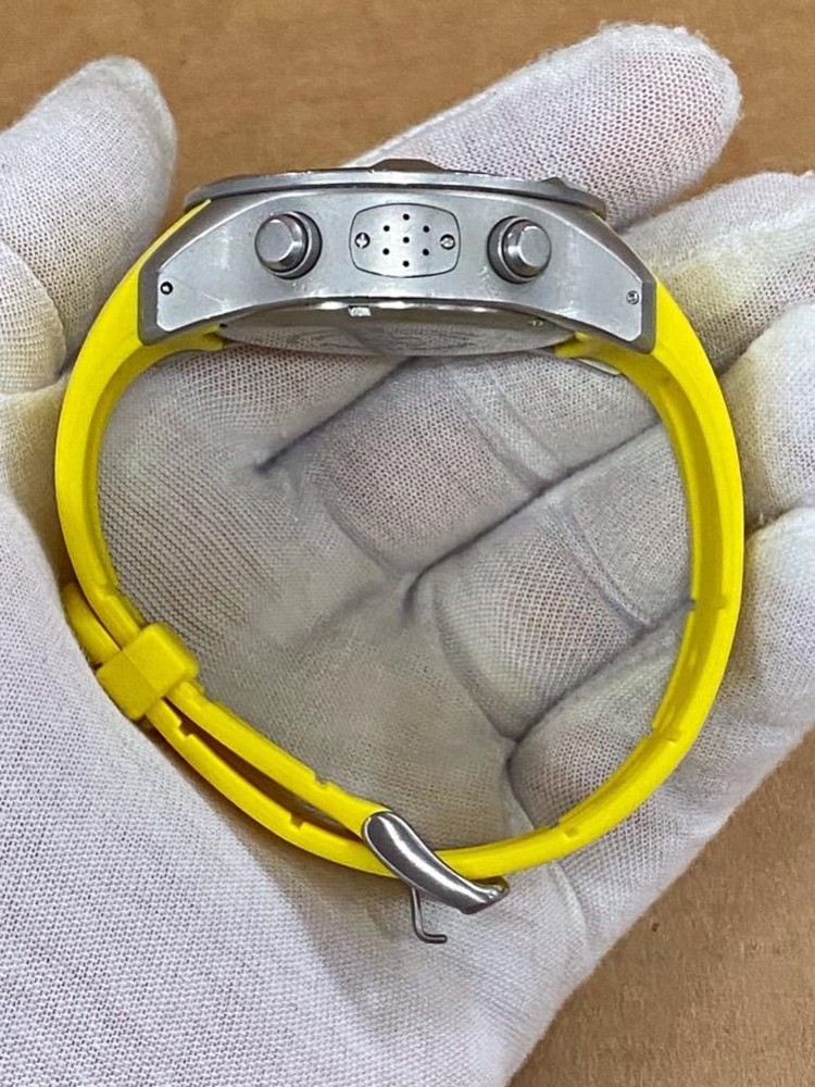 SCUBAPRO MANTIS (M1) DIVE COMPUTER WATCH- USED.