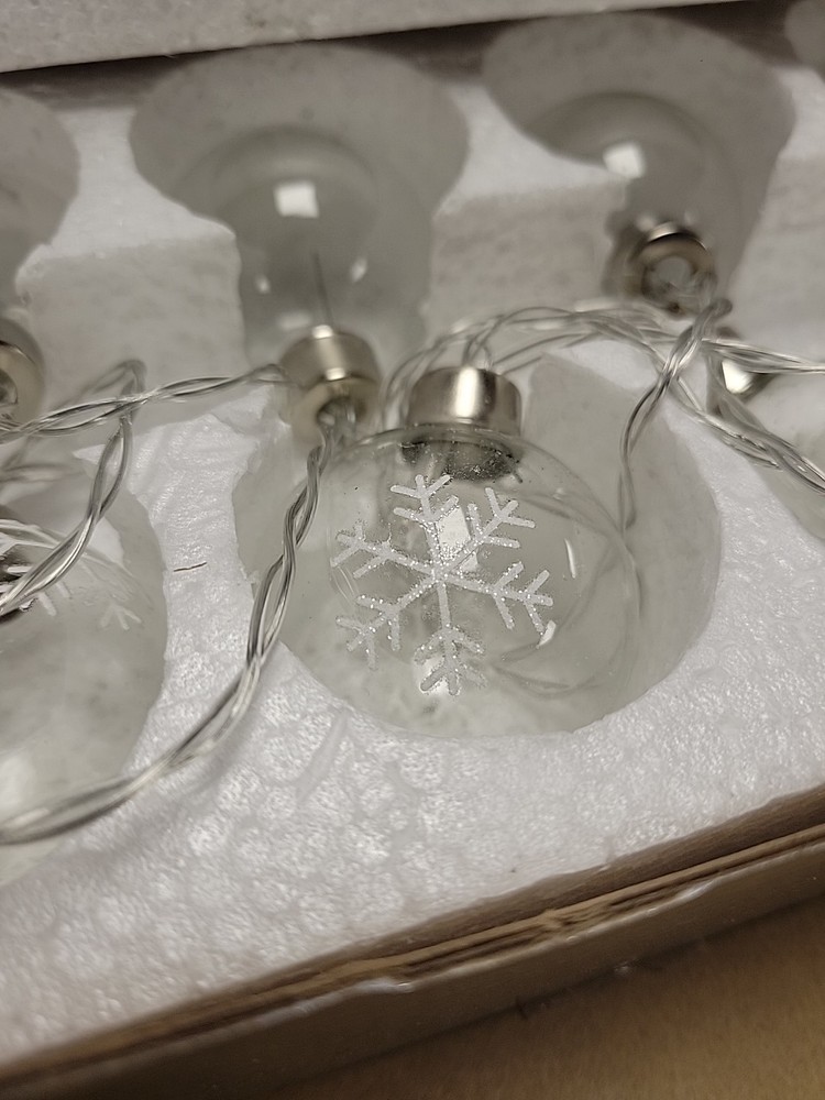 Winter Magic LED String Lights Clear Balls W/ Snowflakes 10 Bulbs
