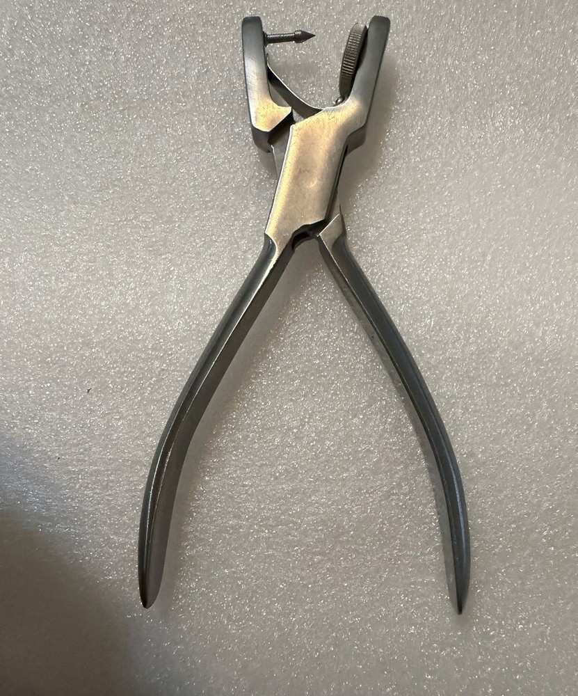 Pinza Marca Pollito Rotatoria/ Chick Toe Punch Plier Different Sizes