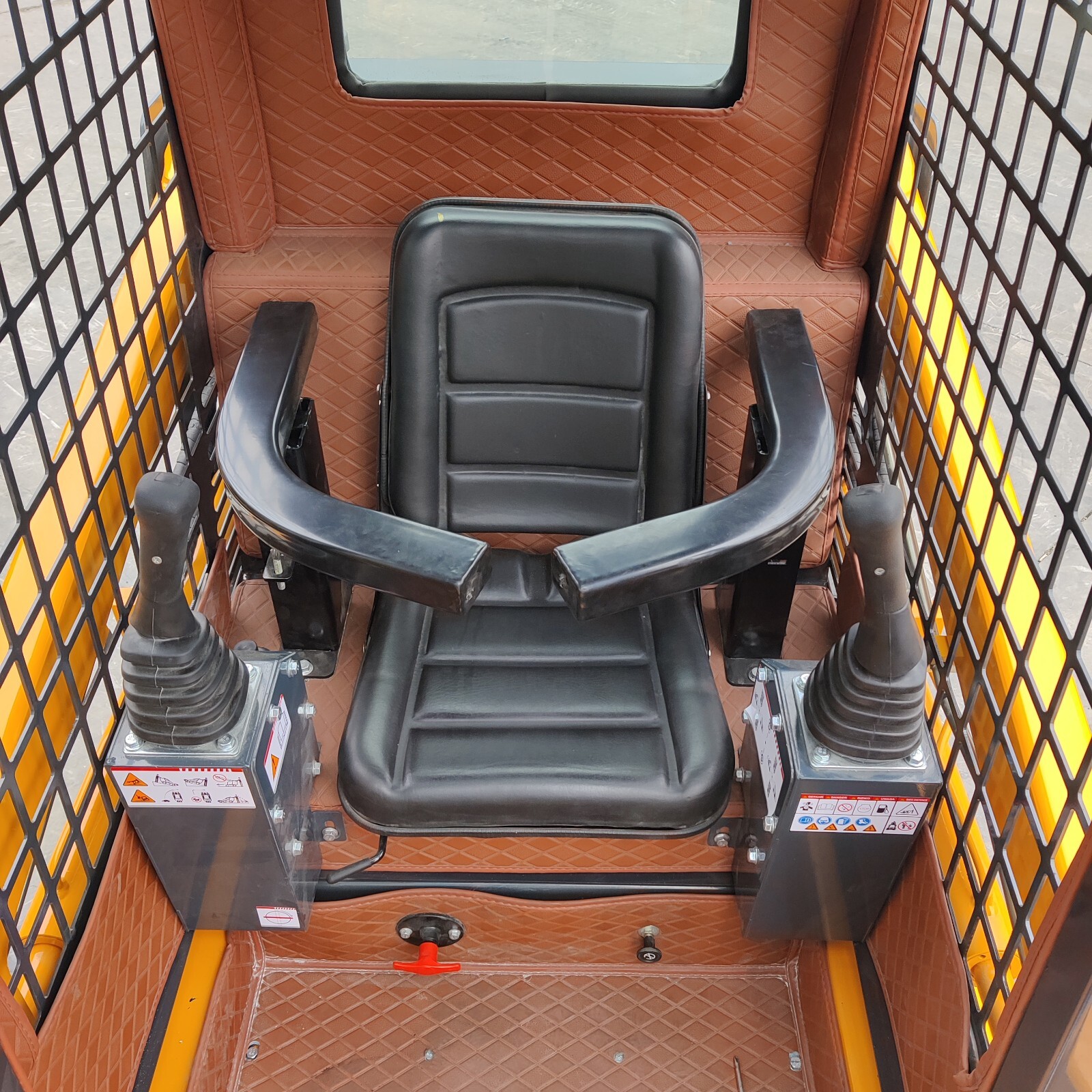 Brand New TYPHON STOMP Mini Skid Steer 35 HP SkidSteer Loader Gas EPA Engine USA