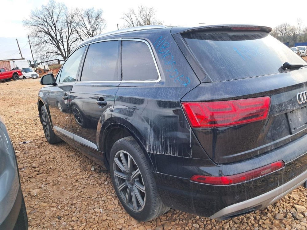 Fuse Box Engine Fits 17-24 AUDI Q7 4874458