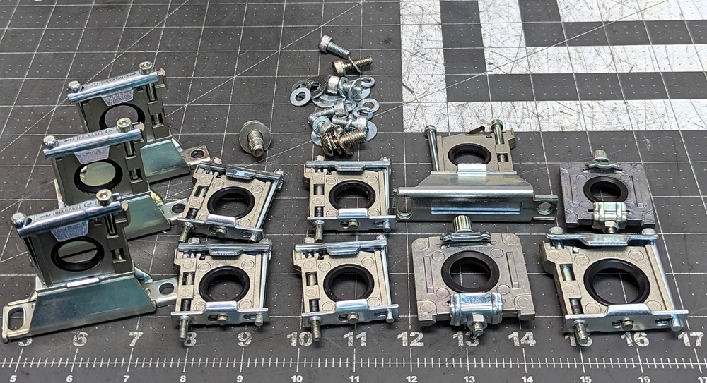 (11) Piece SMC Modular Interface Modular Adaptors AC MASS PRO WORKING PULL [OF20