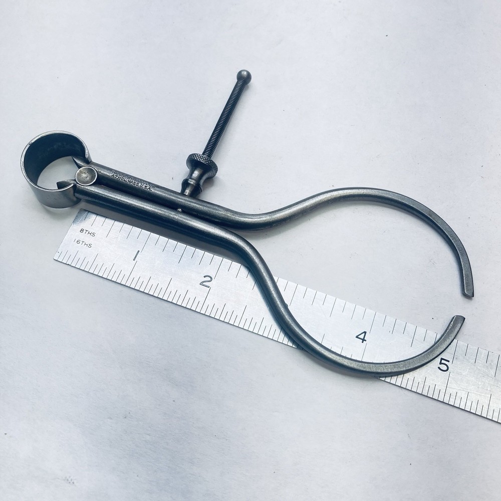 Starrett 275A-5 5" Toolmakers' Spring-Type Outside Caliper Round Leg- Solid Nut