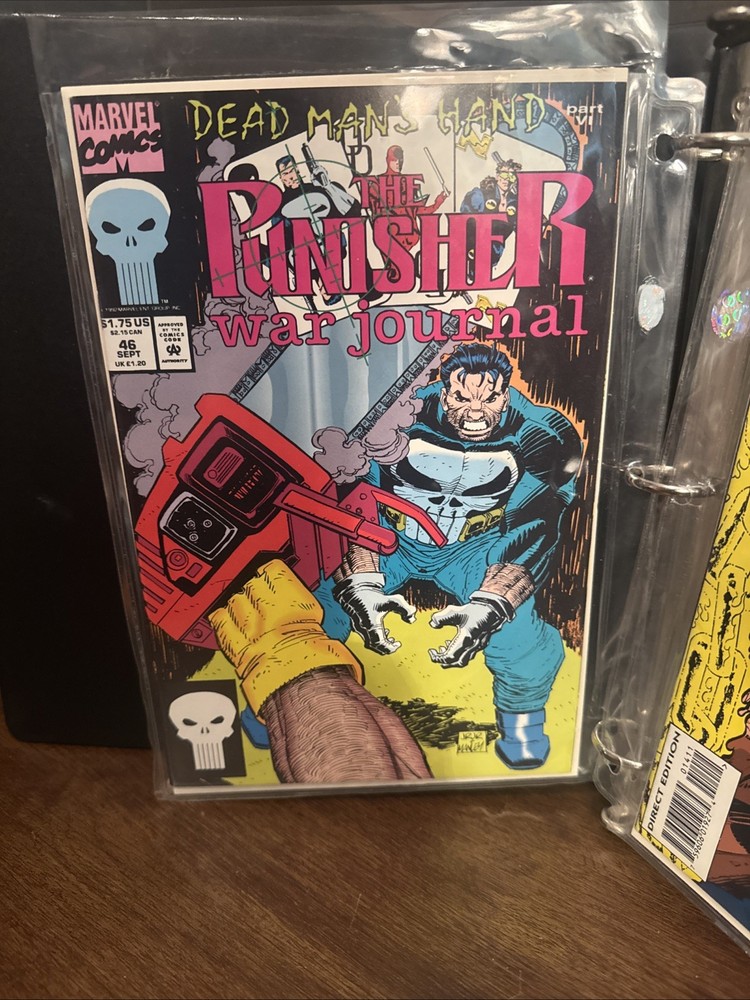 Comic Book Storage Binder With 11 Comics