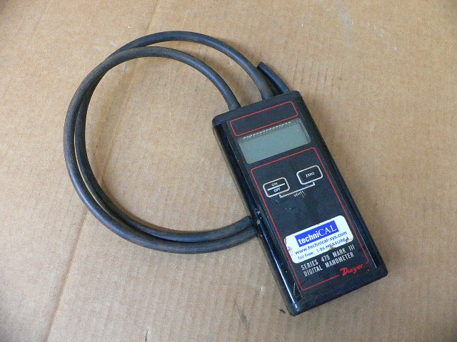 Dwyer 475-2-Fm Handheld Digital Manometer