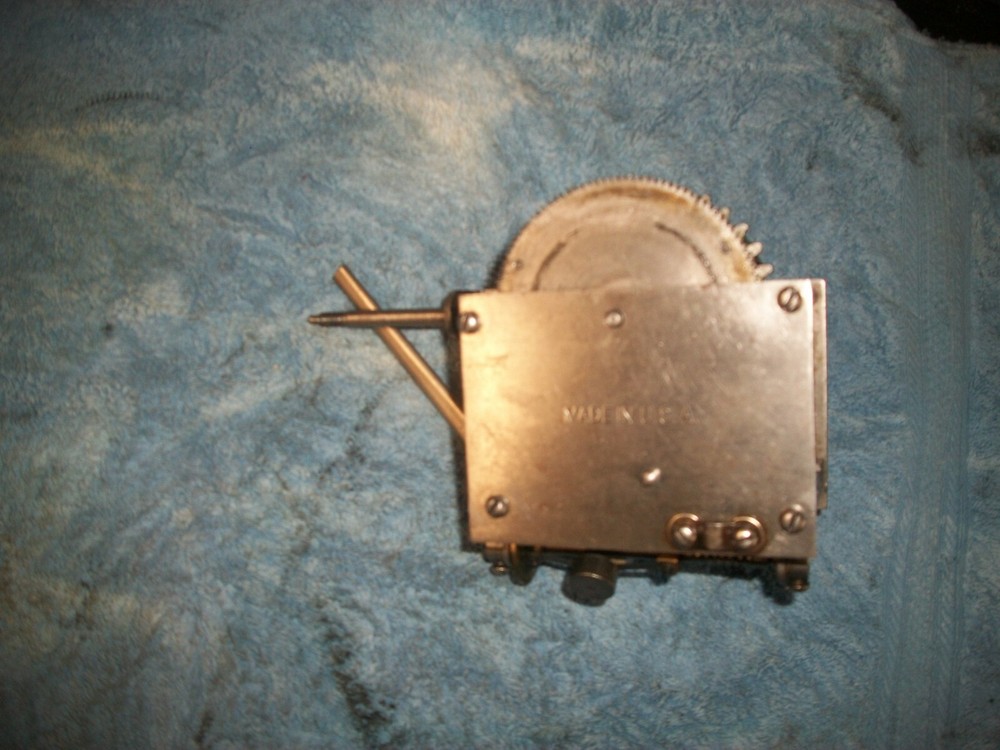 PONOGRAPH MOTOR 2 SPRING***MOTOR REBUILT***