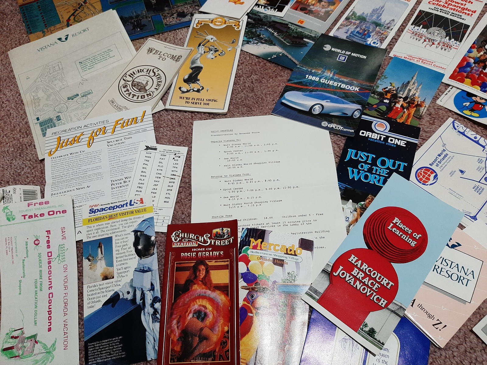HUGE LOT - DISNEY WORLD and FLORIDA Sites - Brochures Books Souvenirs - 80s-90s
