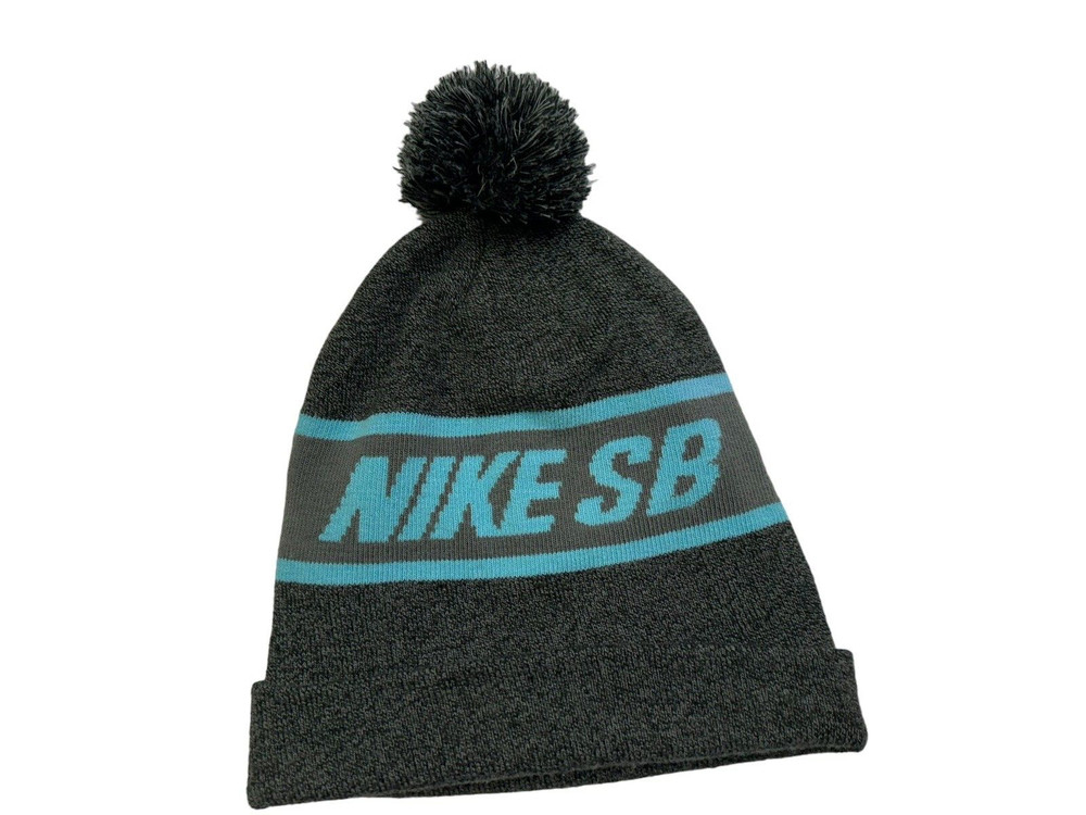 Nike Gray Snow Board Gray Winter Beanie EUC