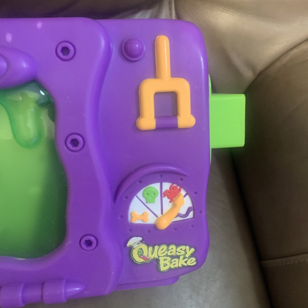 Queasy Bake Cookerator Oven 2002 Hasbro - No Box