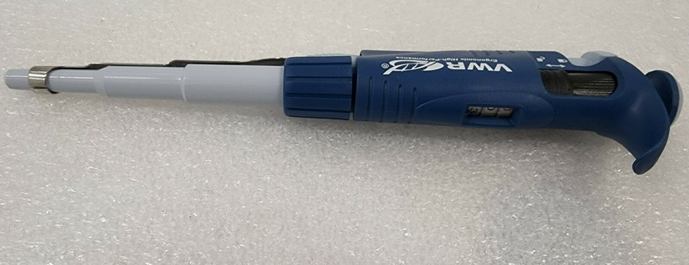 VWR 100-1000uL Single-Channel mechanical, variable volume pipette