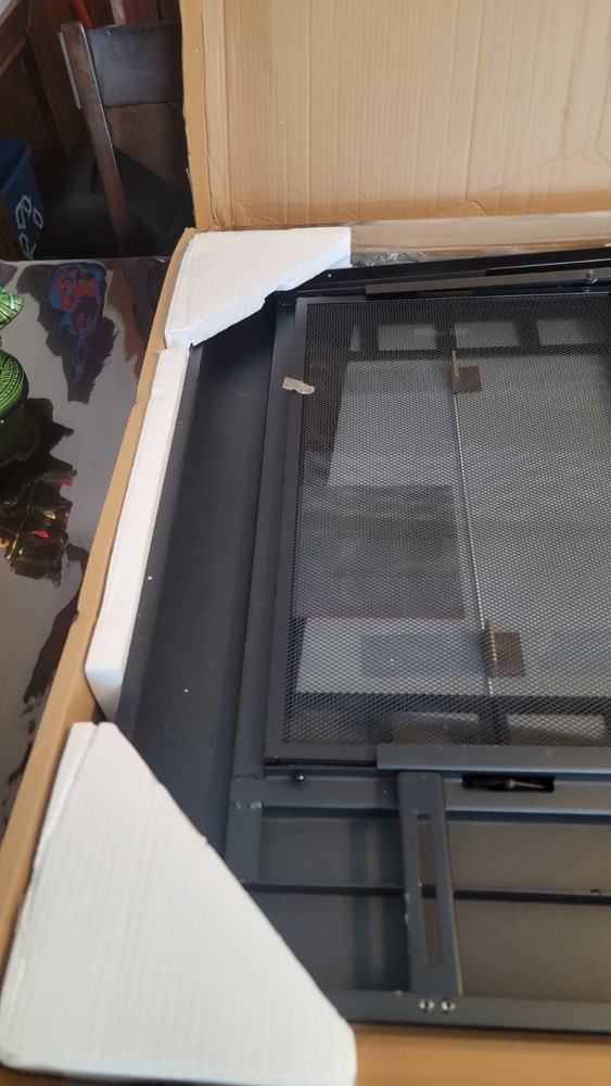 Uniflame Medium Glass Fireplace Doors with Screen