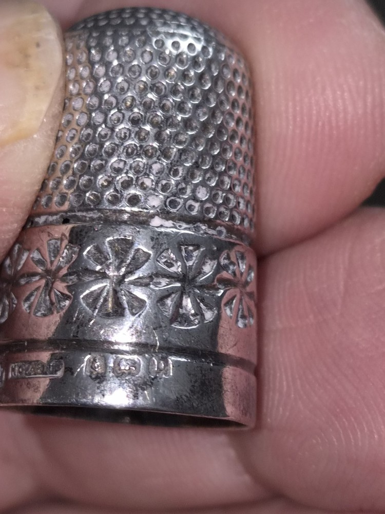Antique Solid Silver Thimble Weighing 4.50Grms