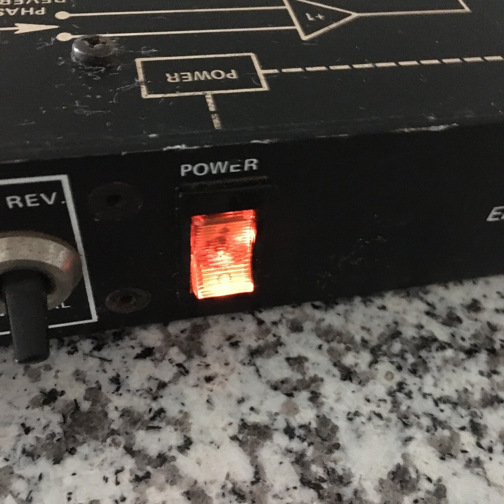 Electro Voice XEQ-1 Electronic Crossover - Pls Read Description