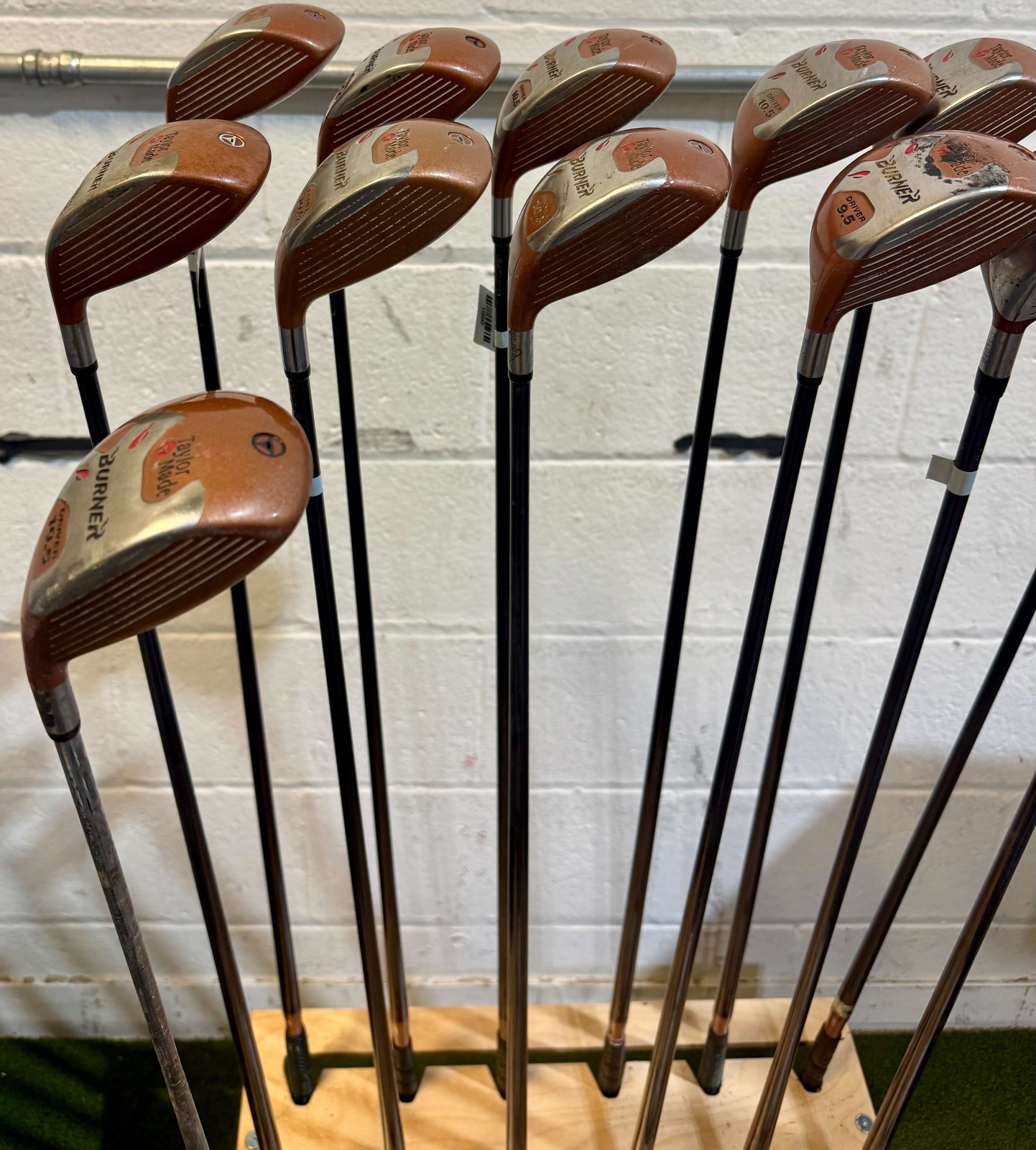 Wholesale Lot of 25 Golf Clubs - TaylorMade Drivers