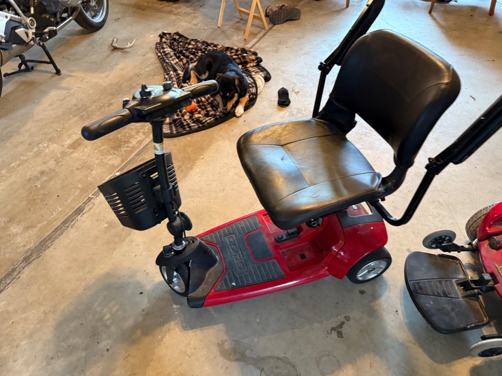 Go go 3 Wheel Mobility Scooter - Red