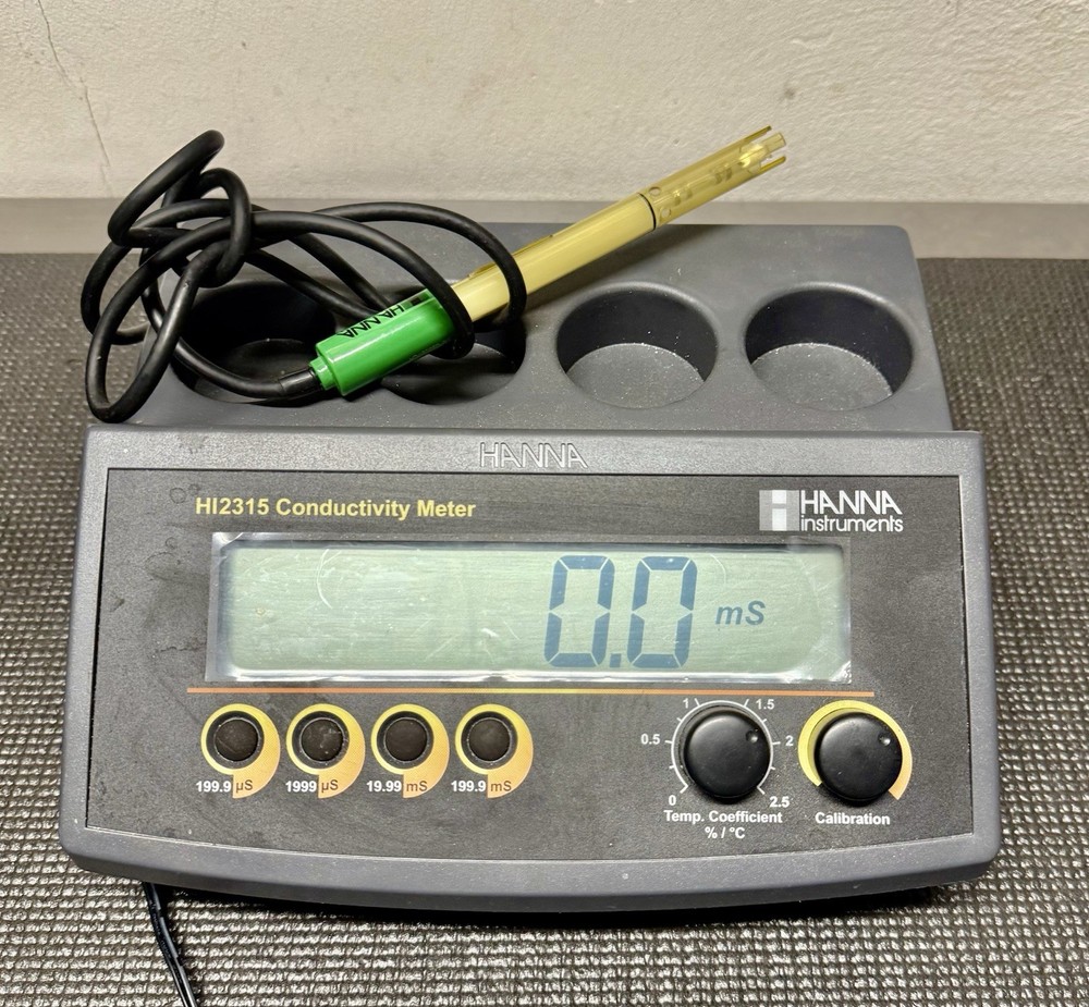 Hannah Instruments HI2315 Conductivity Meter