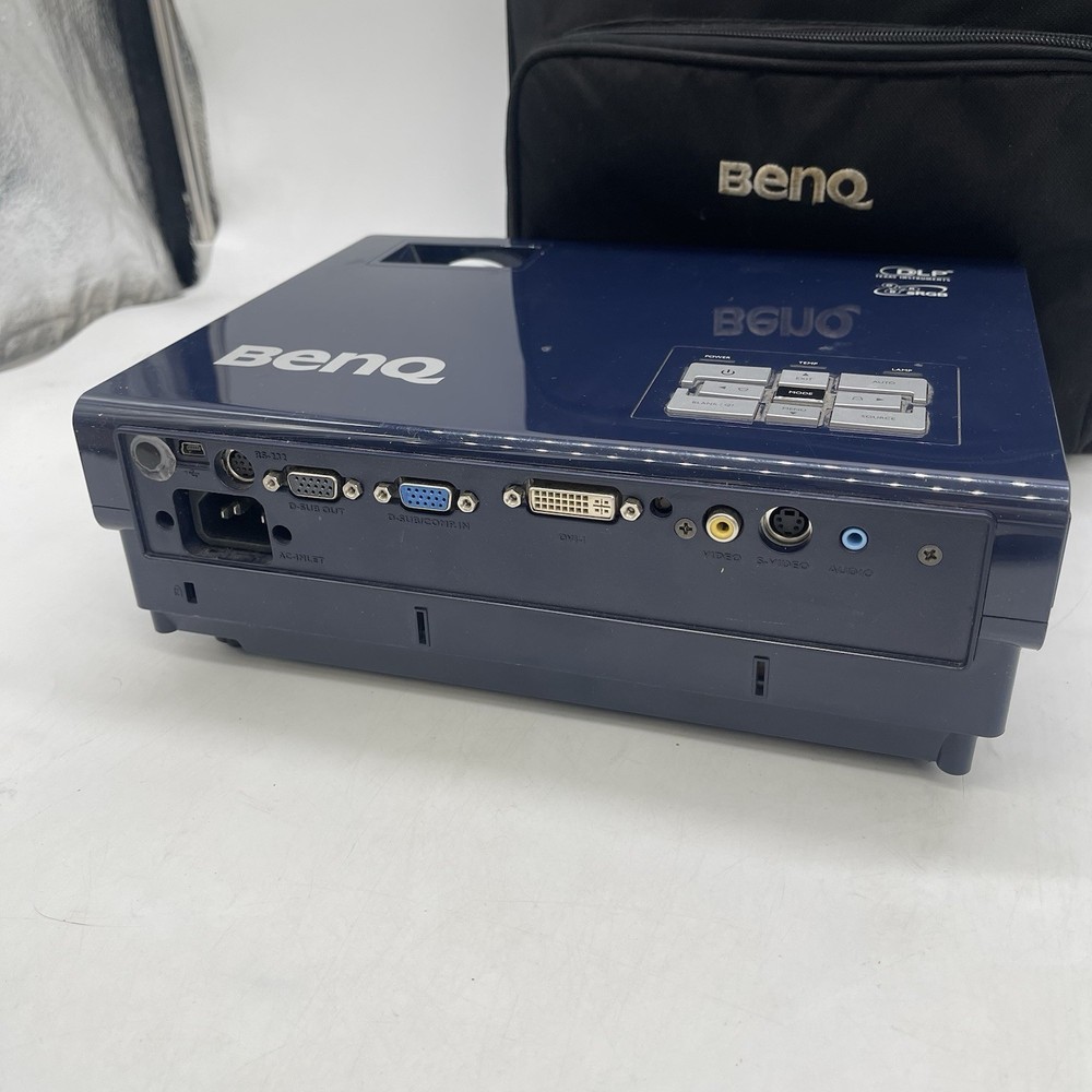 Benq Desktop Projector MP721 w/ Case Bag Cords Controller Untested
