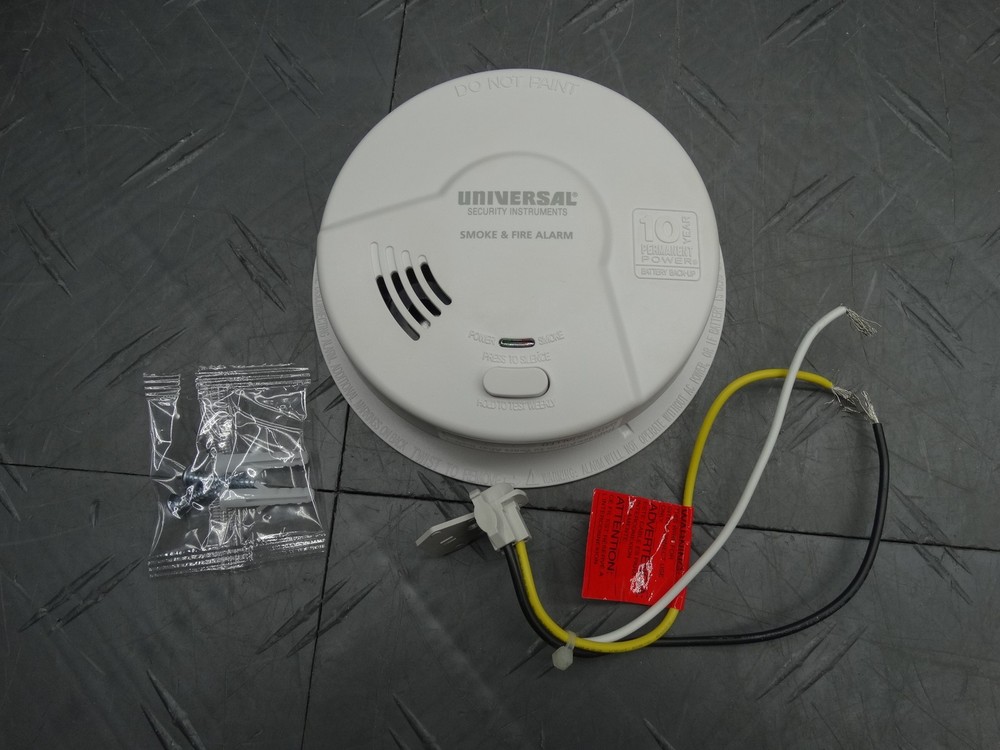 Universal Hardwired Battery Backup Combination Smoke & Carbon Monoxide Detector