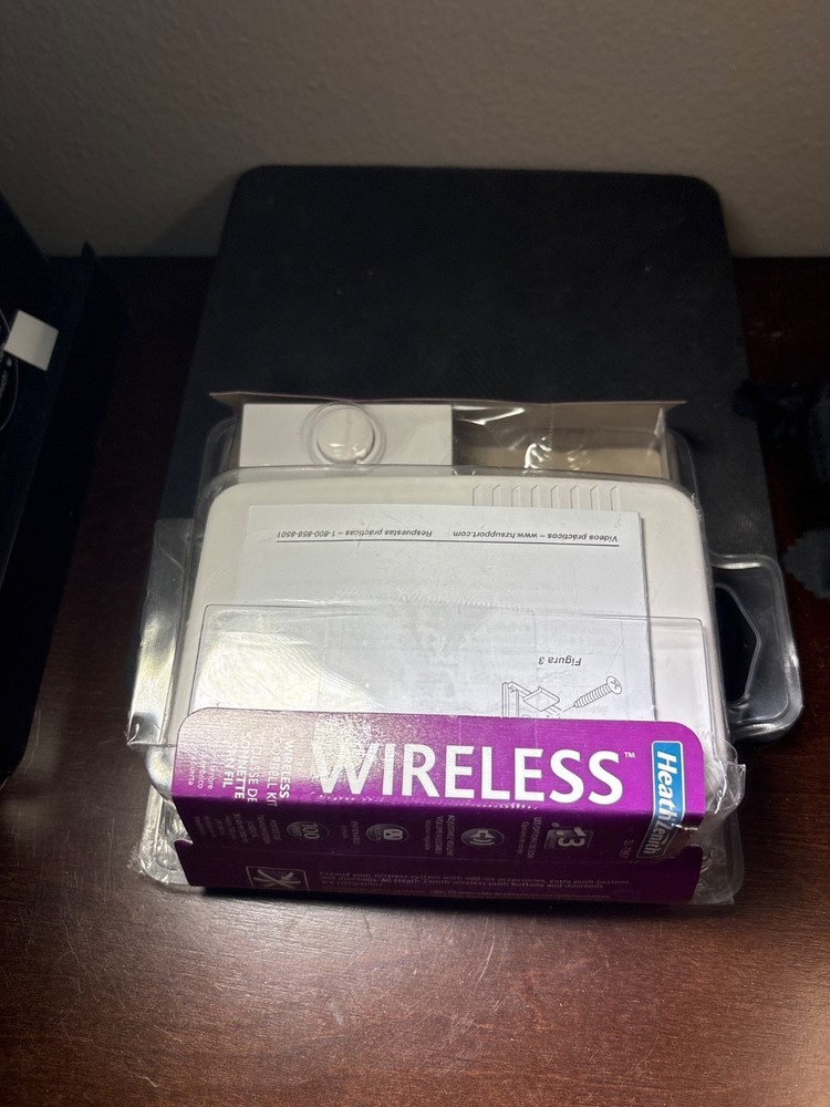 Heath Zenith Wireless Doorbell Kit – 1 Push Button + Receiver – Open Box