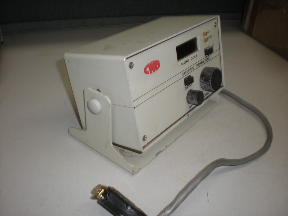 CW Brabender Temperature Controller from a Model RTE-100D Bath Circulator