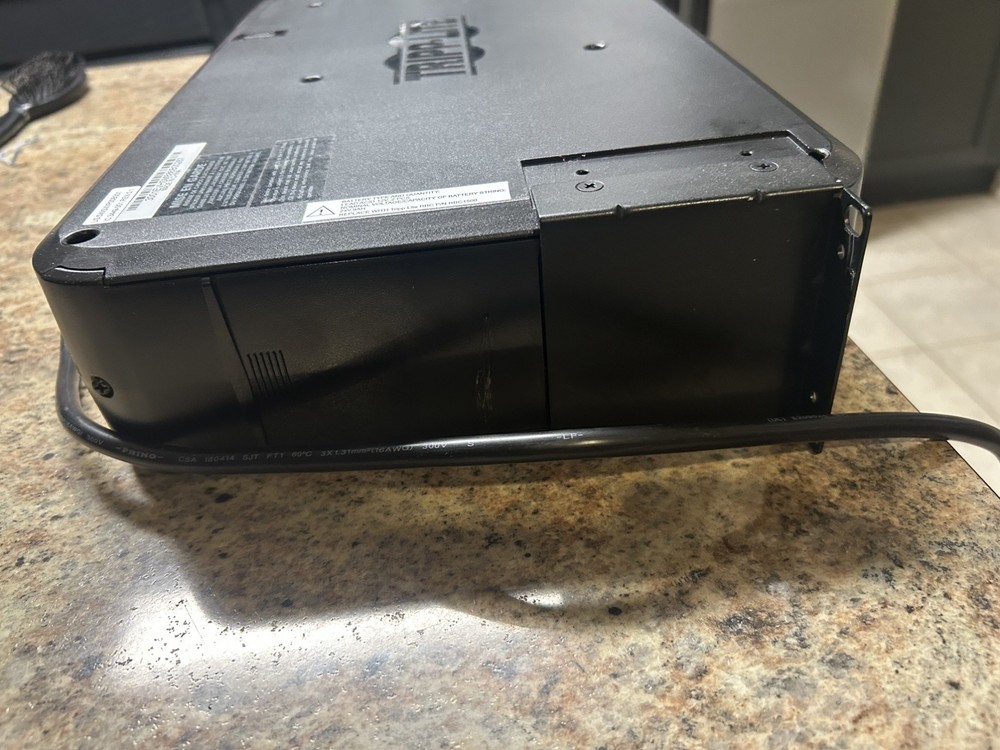 Tripp-lite Smart 1500 LCD