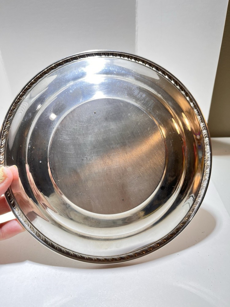 Wallace Sterling Silver “Wave” Edged Serving Bowl 89.4 G