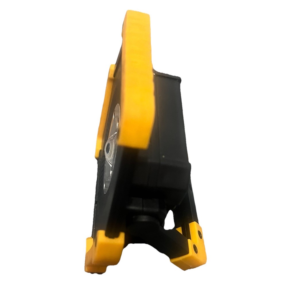 Floodlight 500 lumens handheld / kickstand by Farpoint-Work lights