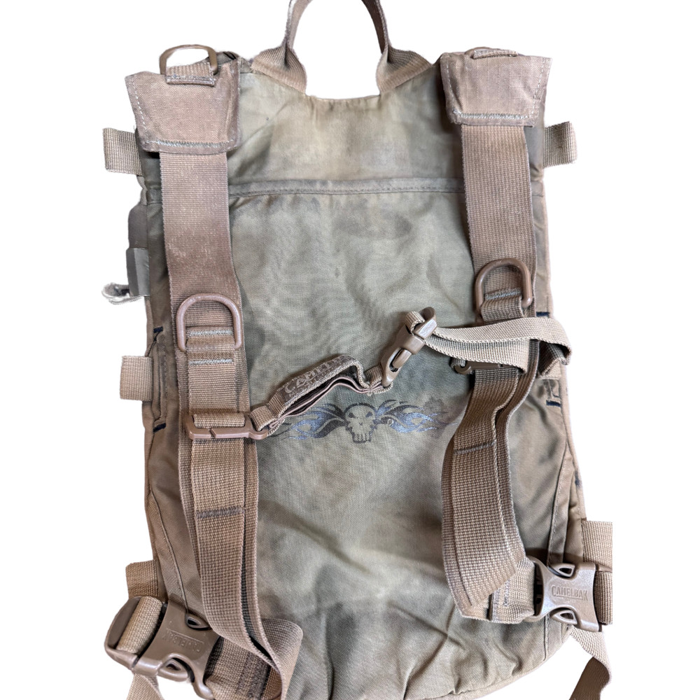 Used Serviceable 3L Coyote Hydration System Carrier *mocinc.1982*