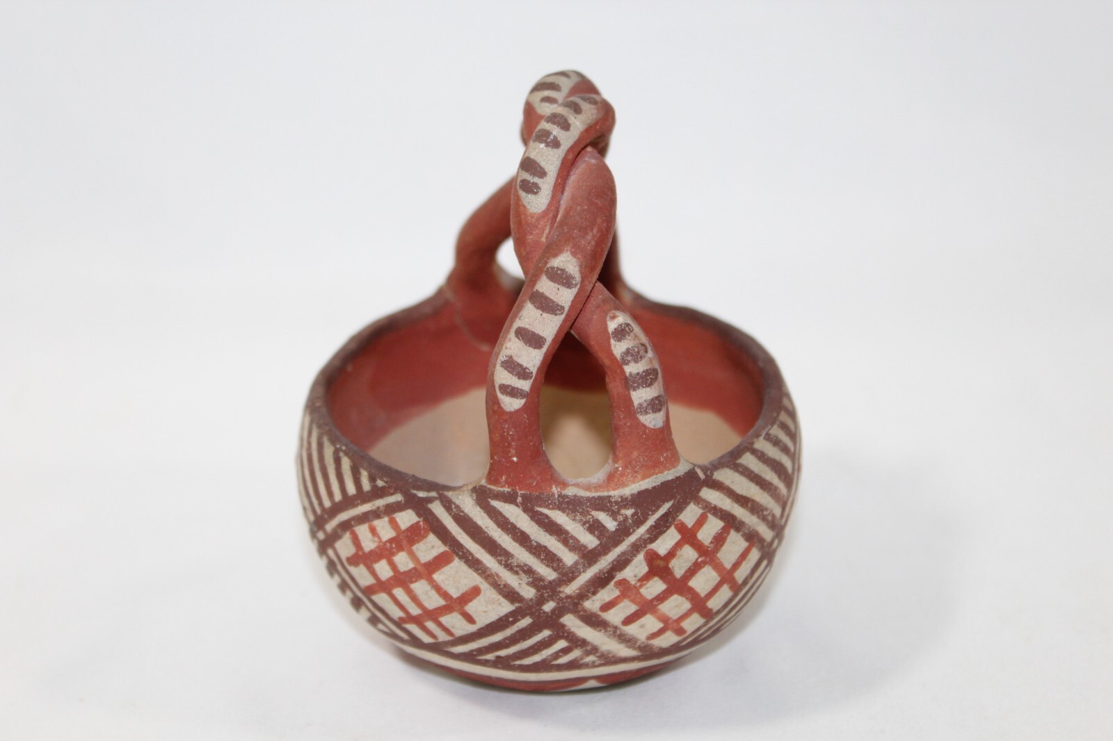 Antique Isleta Pueblo Pottery 4.5" Friendship Basket Bowl Olla Twisted Handle