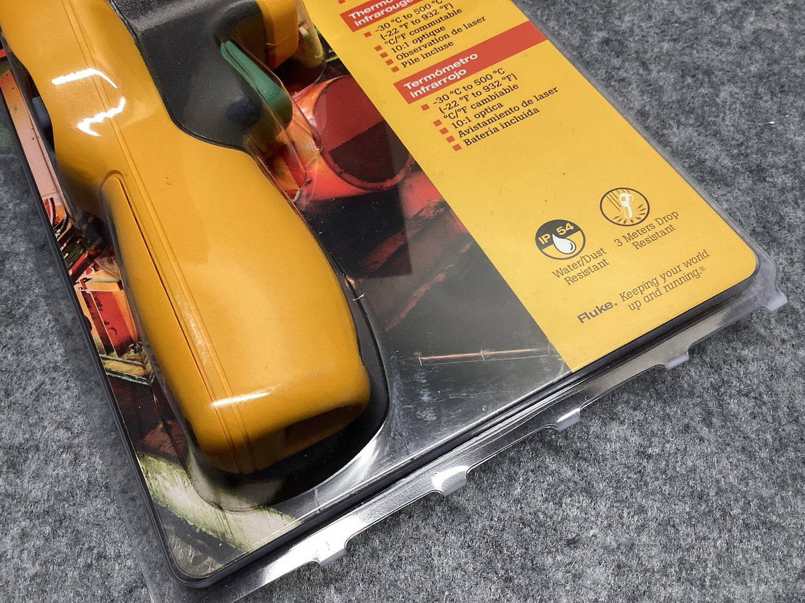 Fluke - 62 MAX - Infrared Handheld Laser Thermometer -22° to 932 - W/Battery