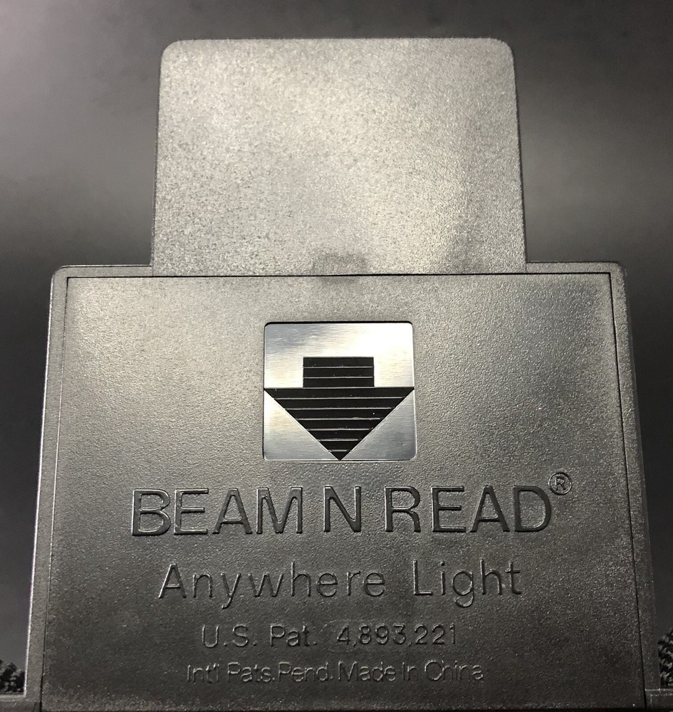 BEAM&READ Vintage Reading Light Vio1