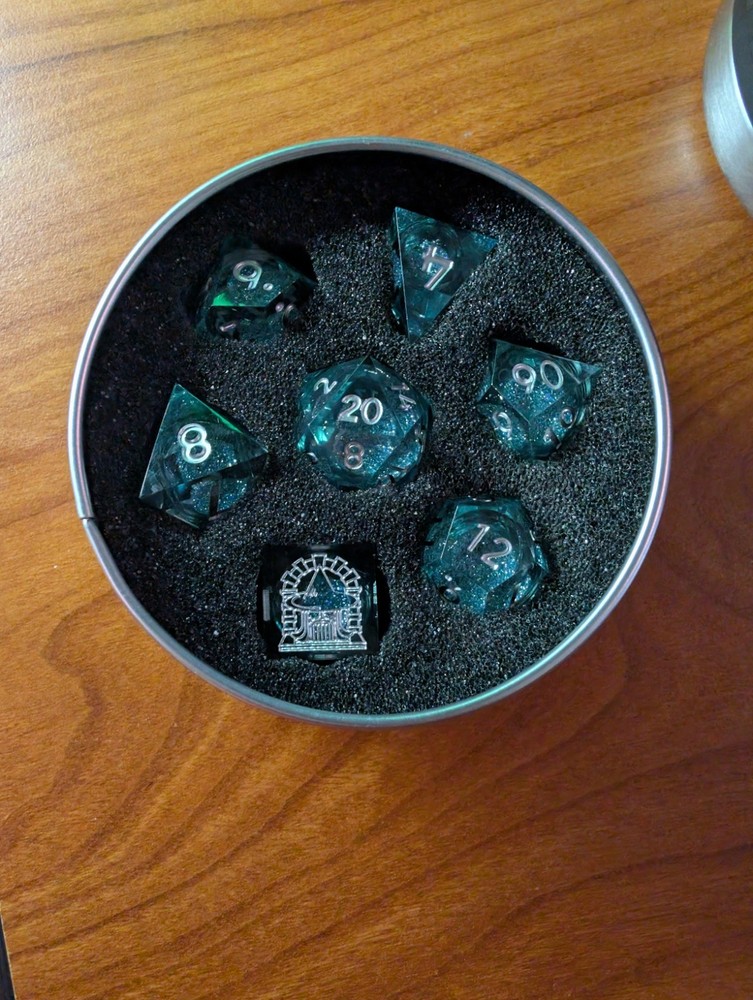 Sage's Spirits - Ice Spirits Liquid Core Sharp Edge Resin Dice Set