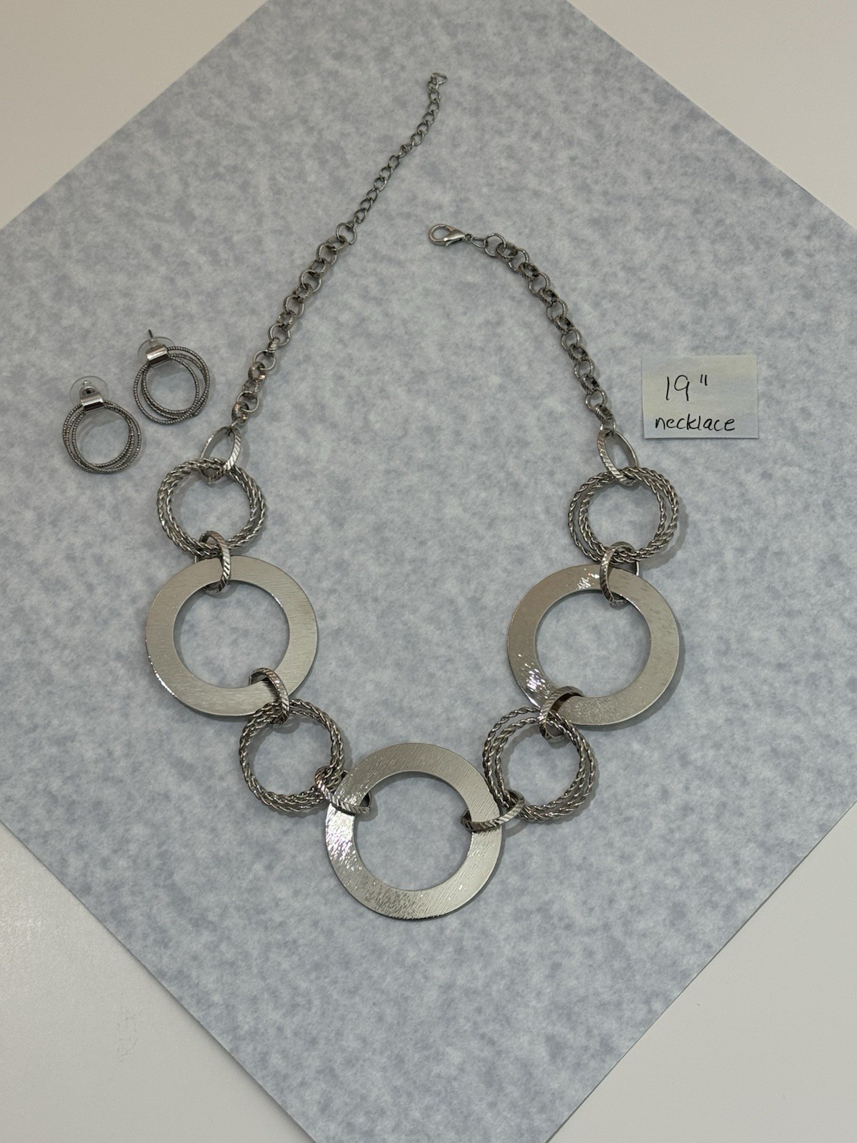 Paparazzi Jewelry Lot 16 pc - 8 Necklace Earring Sets & Bracelet - Mixed Metals