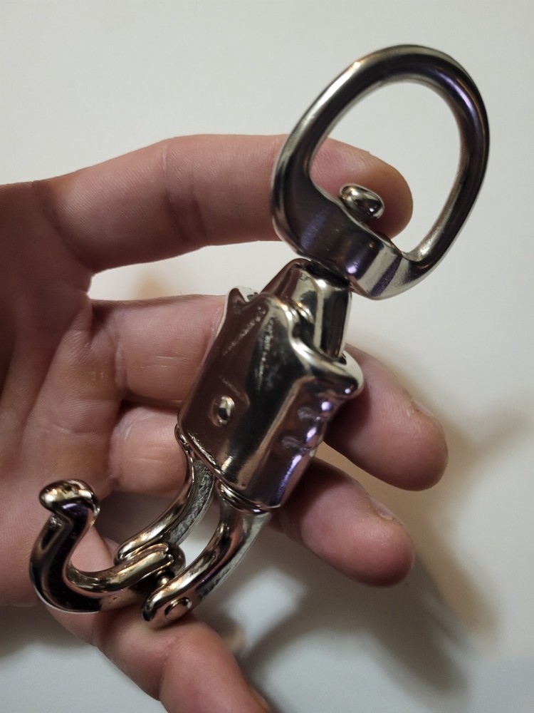 4 1/4" quick release panic snap with 7/8" eye