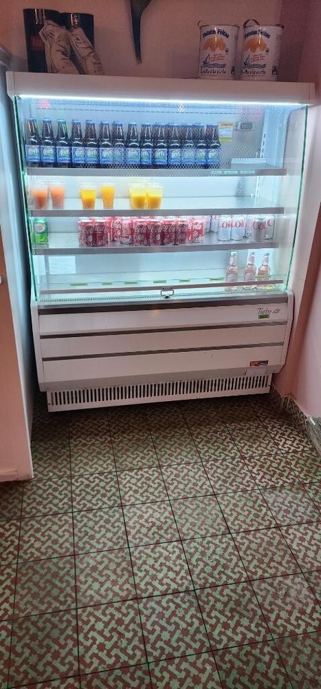 TURBO AIR merchandiser refrigerator