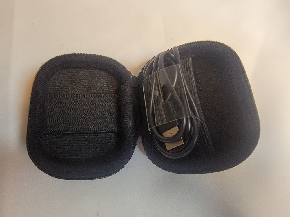 FLIR ONE Thermal Imaging Camera iOS iPhone/iPad Lightning- Open box