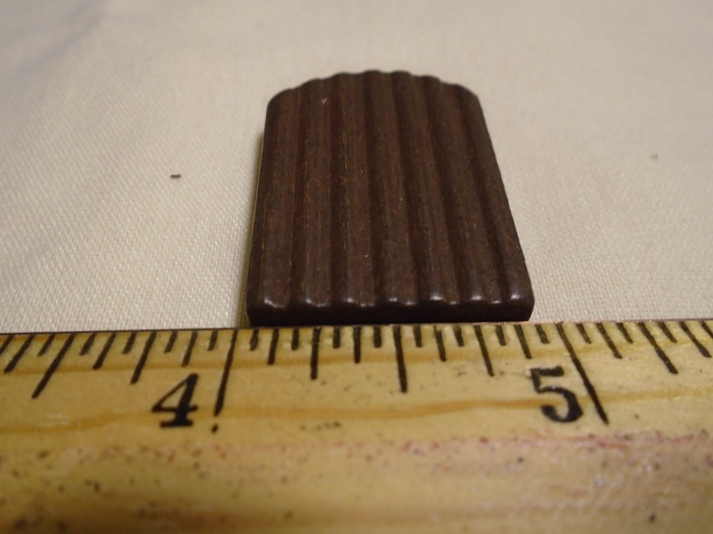 cuckoo clock door with hinge medium