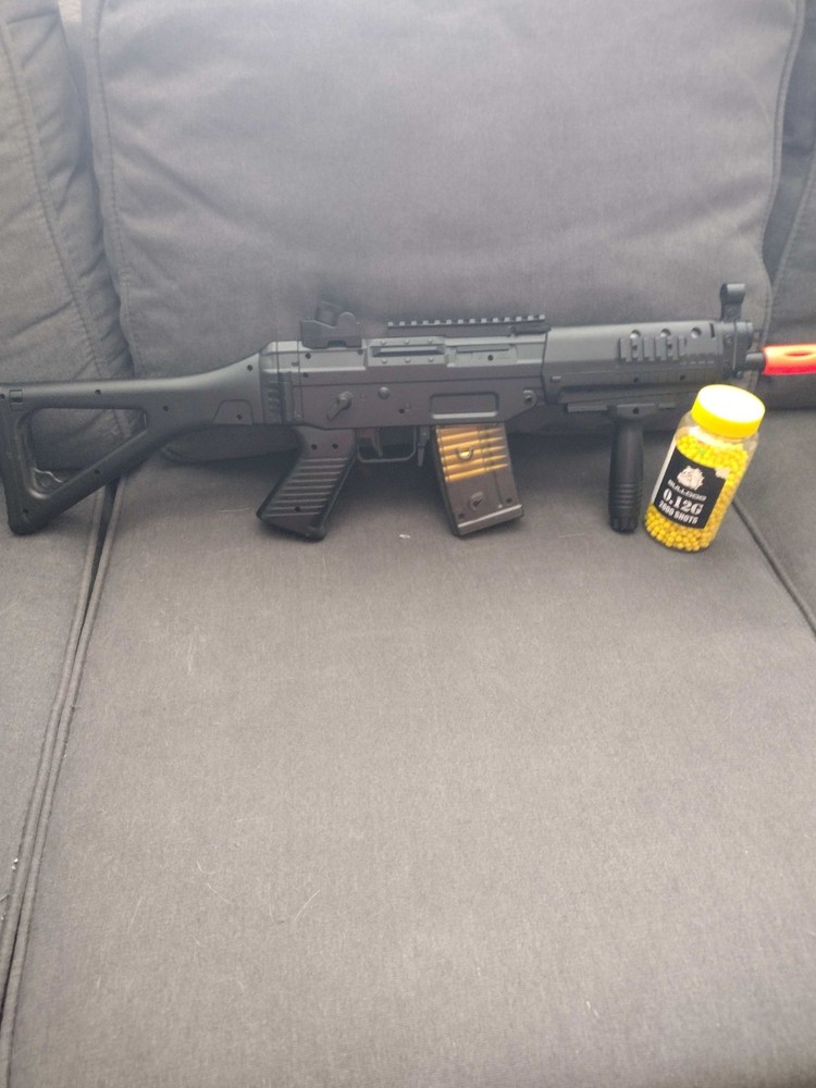 Airsoft Gun