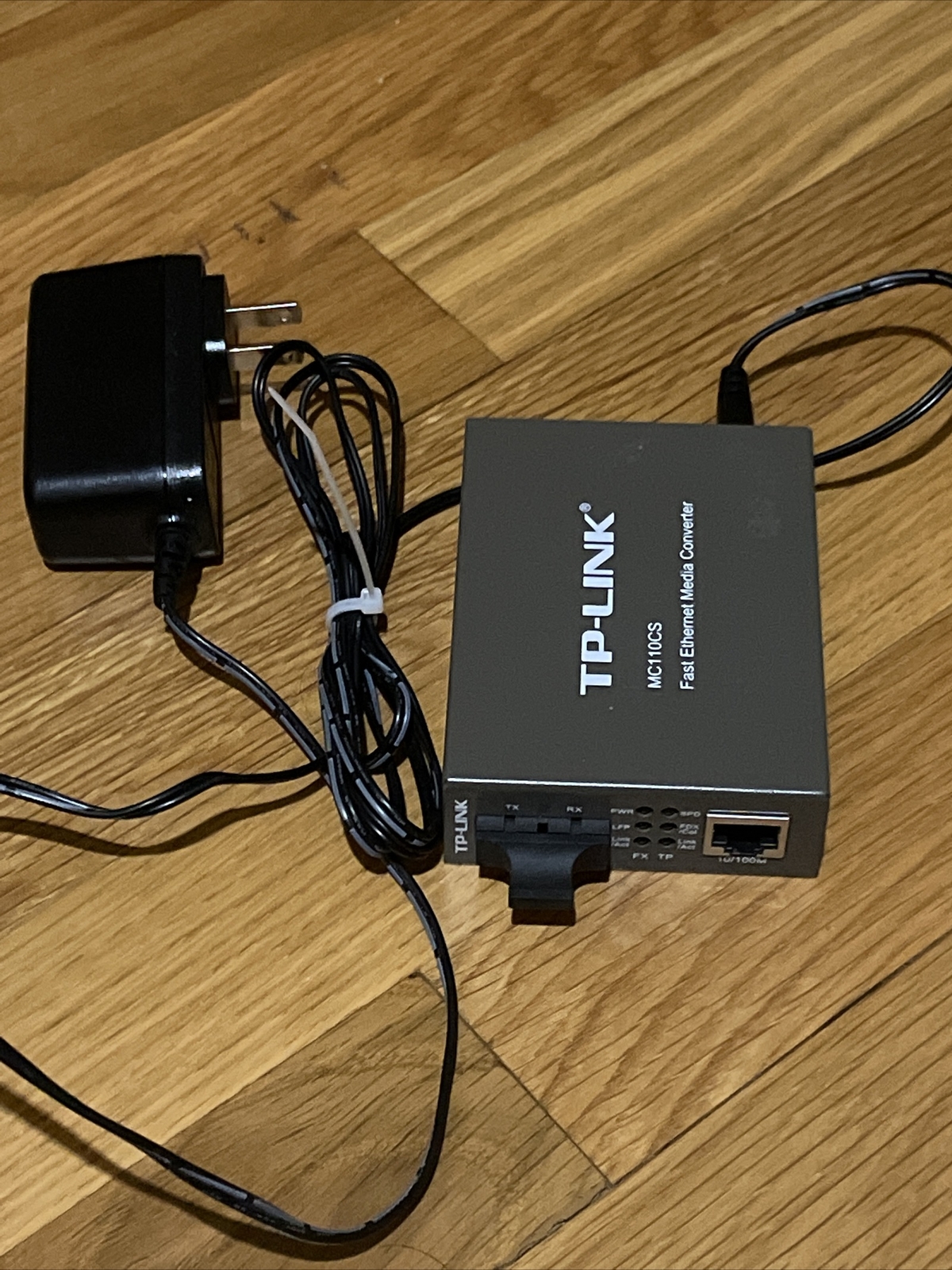 TP-Link MC110CS - 10/100 Mbps Single Mode Media Converter - Open Box